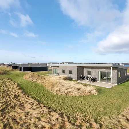 Holiday home Francina - 700m From The Sea By Interhome
